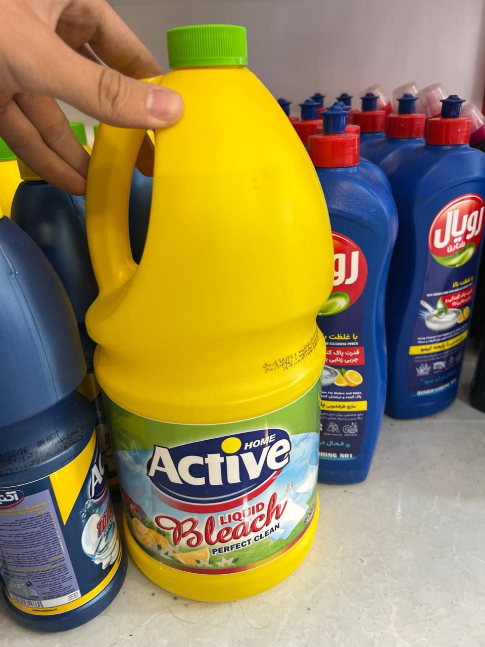 مایع سفید کننده اکتیو بزرگ