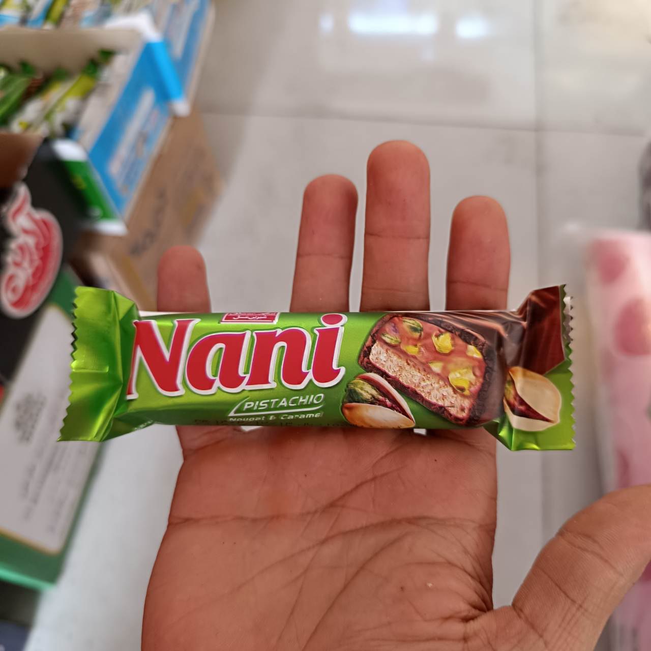 شکلات نانی پسته ای