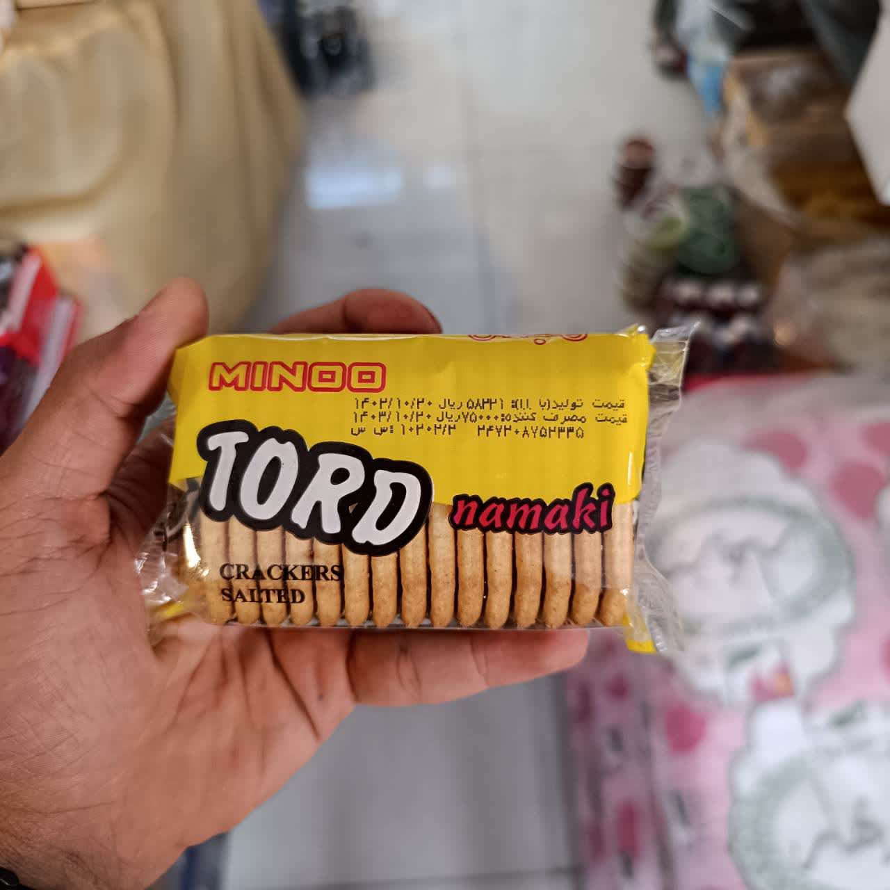 بیسکوییت ترد بزرگ