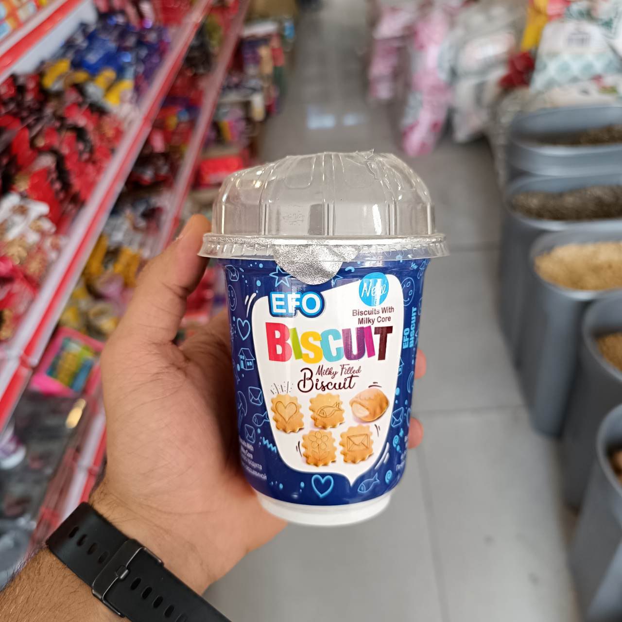 بیسکوئیت شیری اِفو