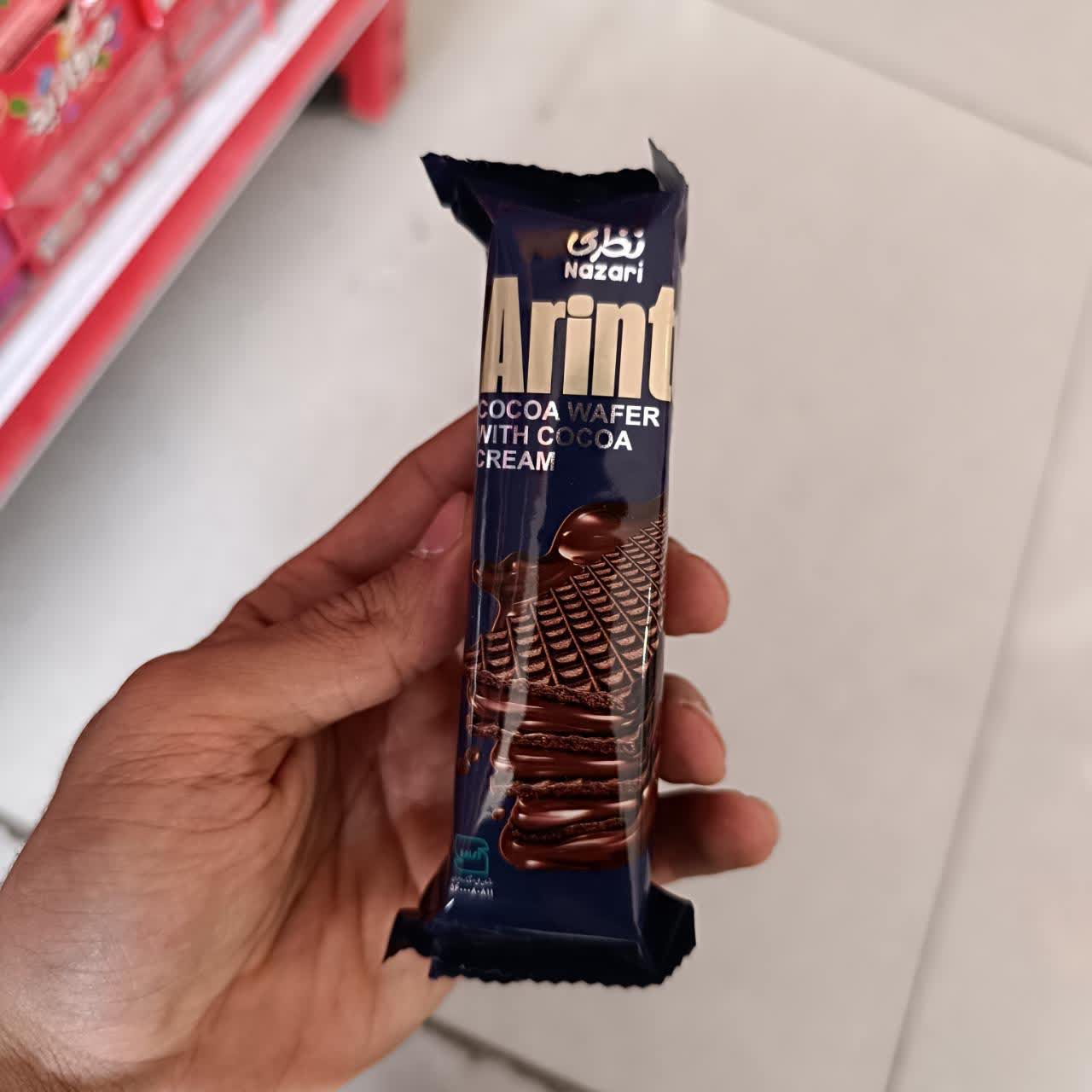 ویفر با کرم کاکائو و روکش کاکائویی نظری 50 گرمی