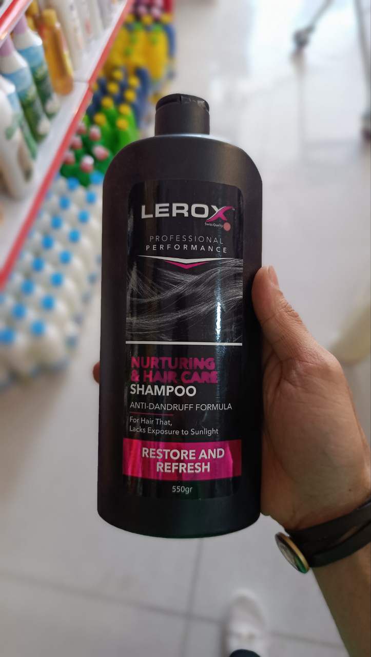 شامپو مو لروکس موهای اسیب دیده و خشک عصاره جلبک وزن 550 گرم