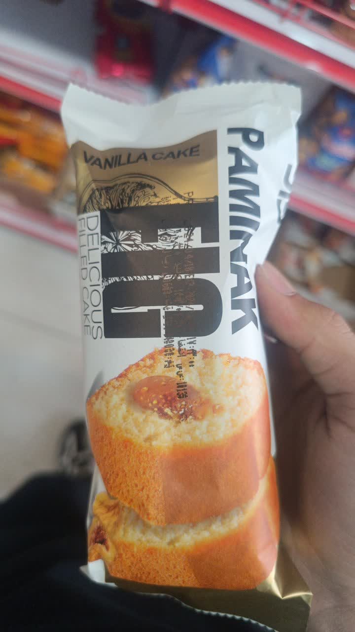 کیک وانیلی پامیناک