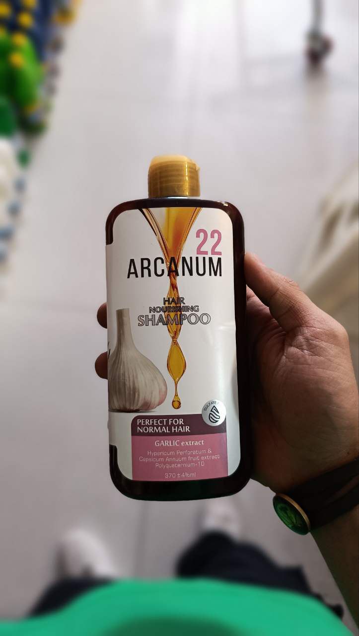 شامپو ضد شوره عصاره سیر آرکانوم 370 میلی لیتر