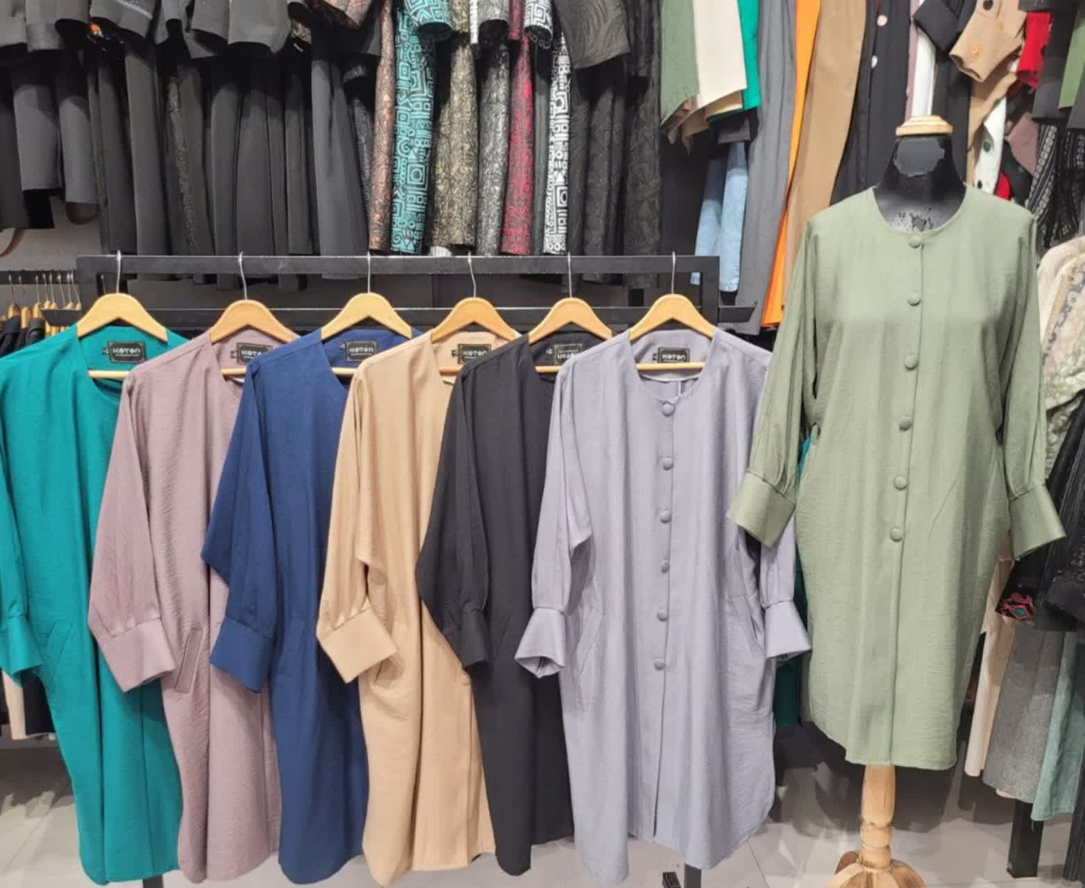 مدل ویدا  کرسپو  قد ۱۰۵ فری سایز