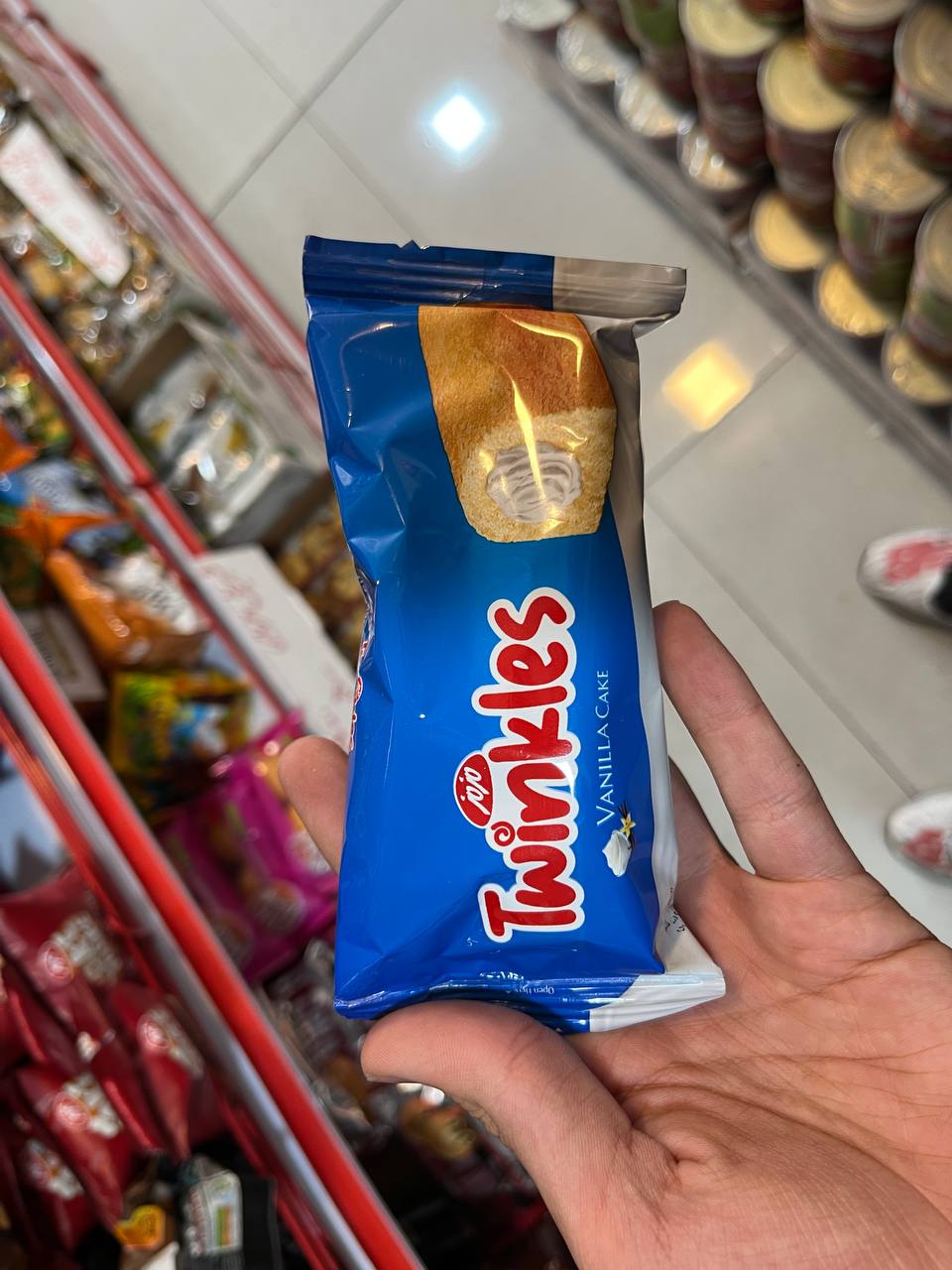 کیک صبحانه وانیلی با کرم خامه ای مزمز